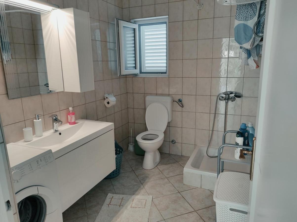 Apartman Daniel With Free Parking Mundanije Экстерьер фото